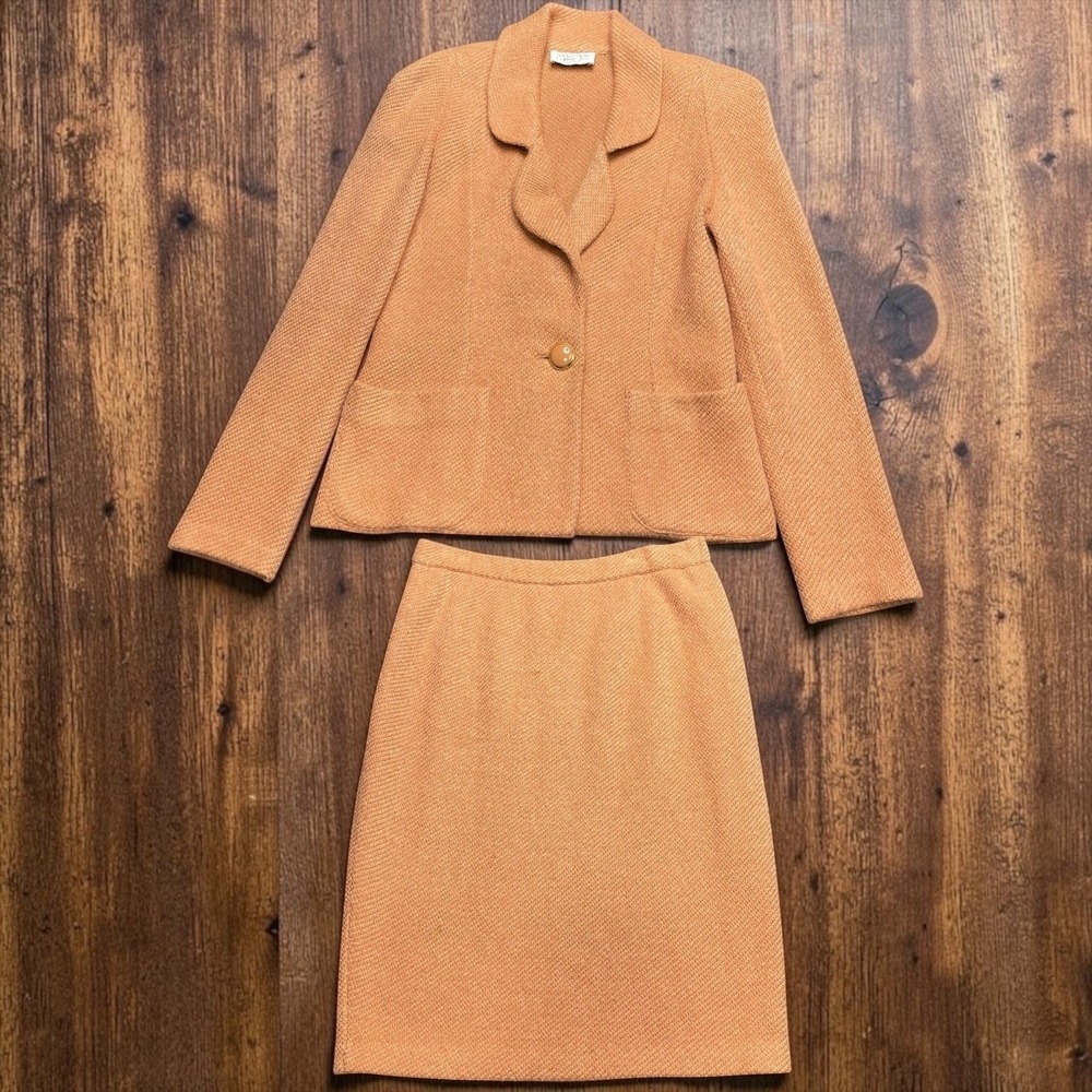 St. John Peach/Tan Textured Skirt Suit Set